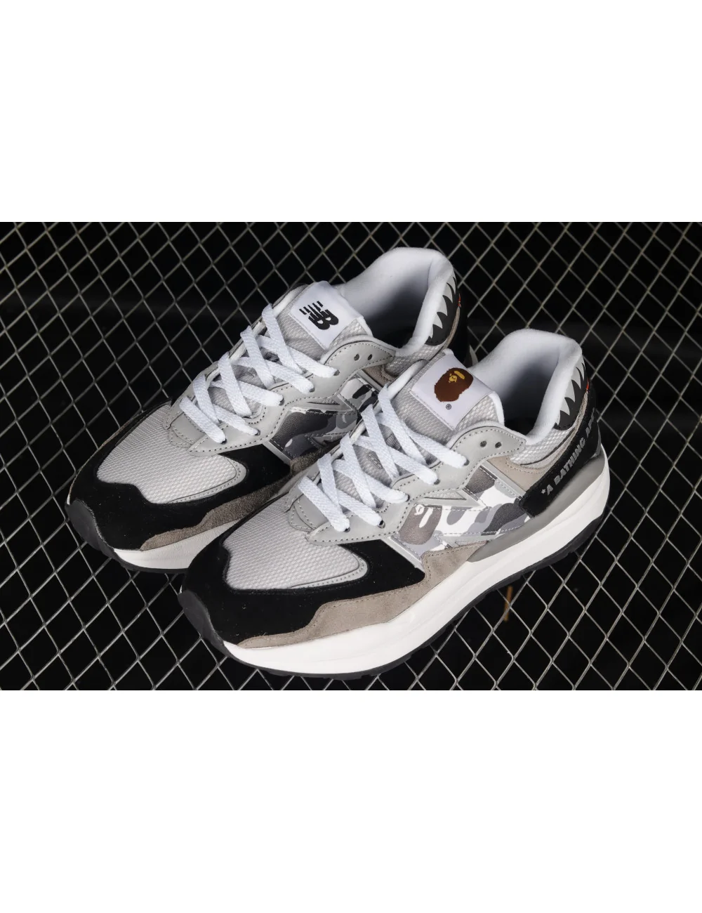 New Balance NB5740 M5740BAP