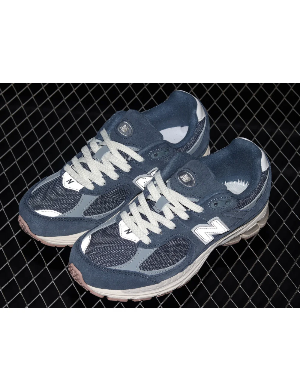 New Balance 2002 M2002RHC