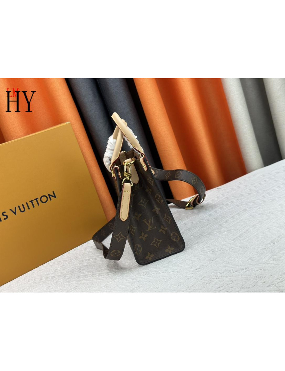 Louıs vuitton 24519105118022