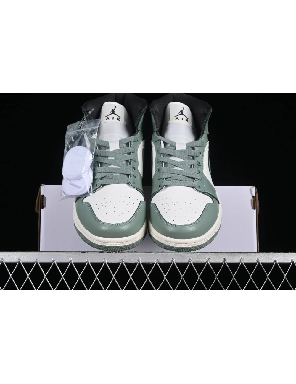 Air Jordan 1 Mid AJ1 1 BQ6472130