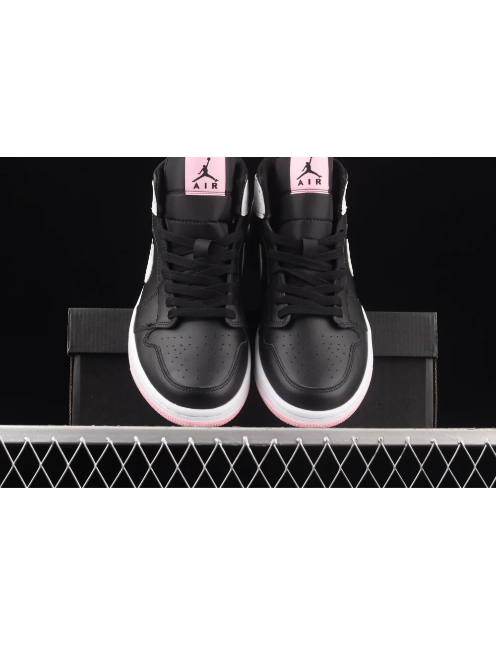 Air Jordan 1 Mid AJ1 1 555112061