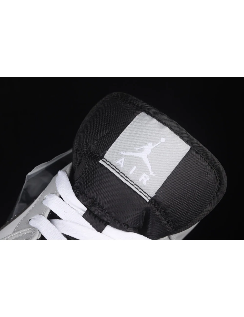 Air Jordan 1 Mid AJ1 1 554724078