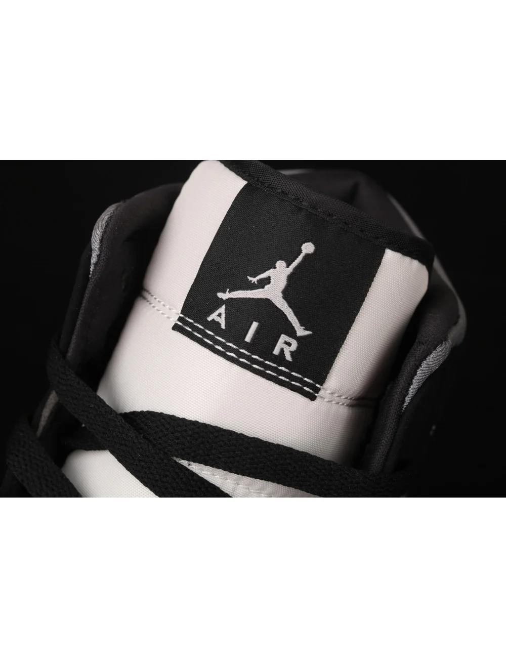 Air Jordan 1 Mid AJ1 1 852542011