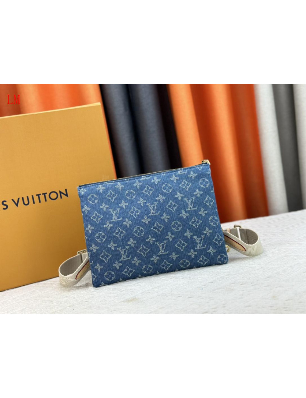 Louıs vuitton 262012118012