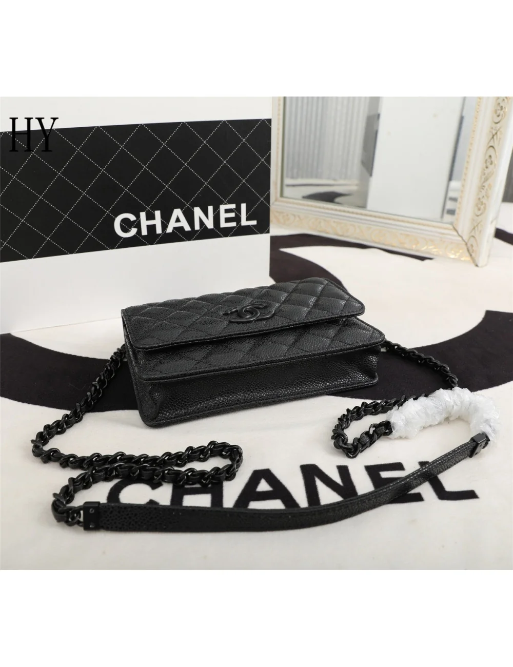 CHANEL 123x192x35cm755062