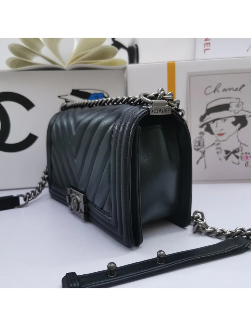 CHANEL 25148126002092