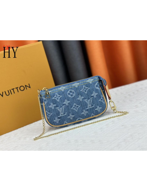 Louıs vuitton 155 x 105 x 4118031