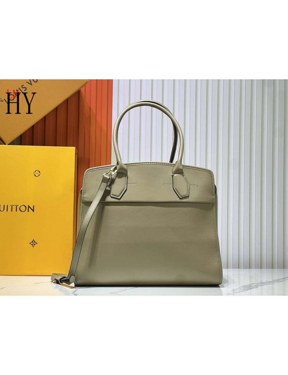 Louıs vuitton 423521118062