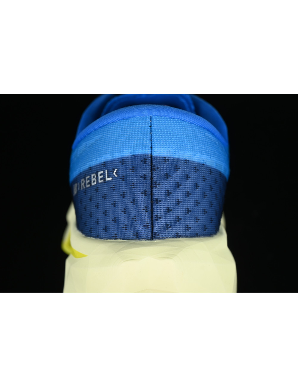 New Balance FuelCell Rebel V4 MFCXLQ4