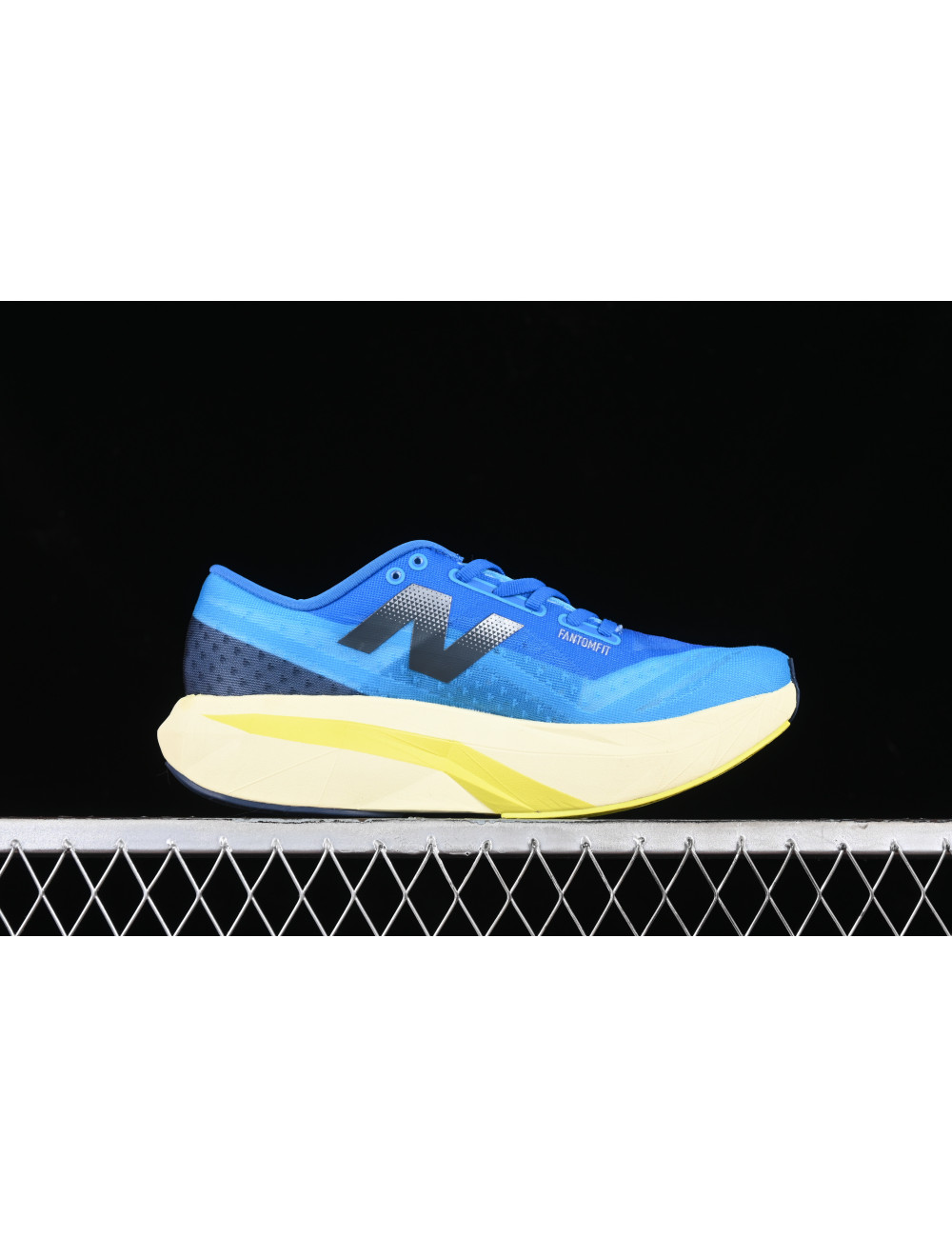 Y New Balance FuelCell Rebel V4 MFCPZST