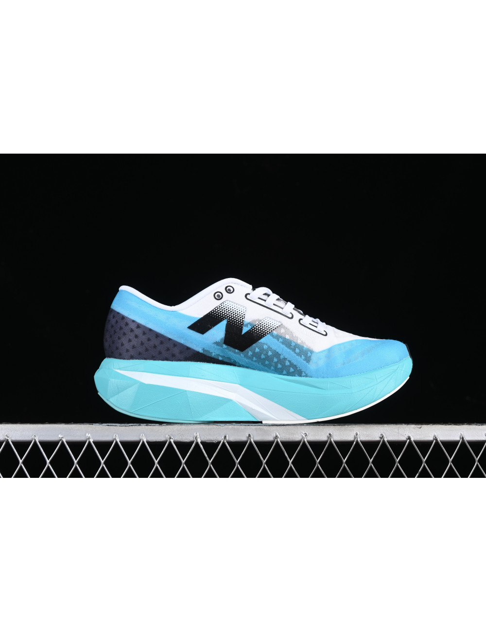 Y New Balance FuelCell Rebel V4 MFCPZSN