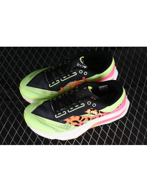 New Balance FuelCell Rebel V4 MFCELLN4