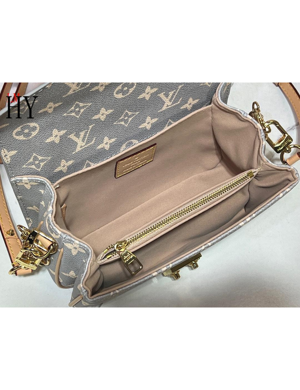 Louıs vuitton 2151356118032