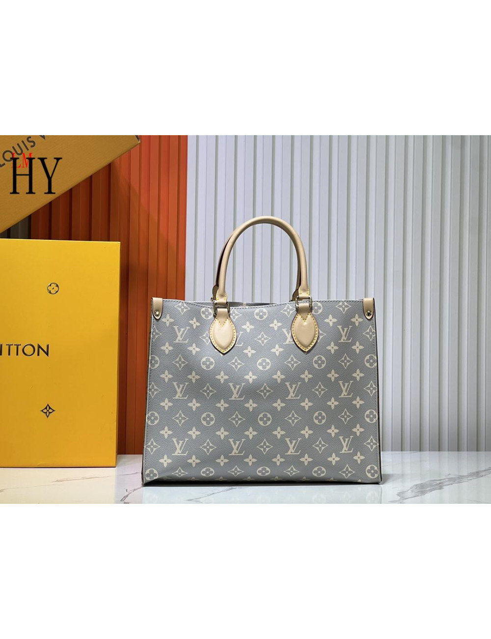 Louıs vuitton 352714118032