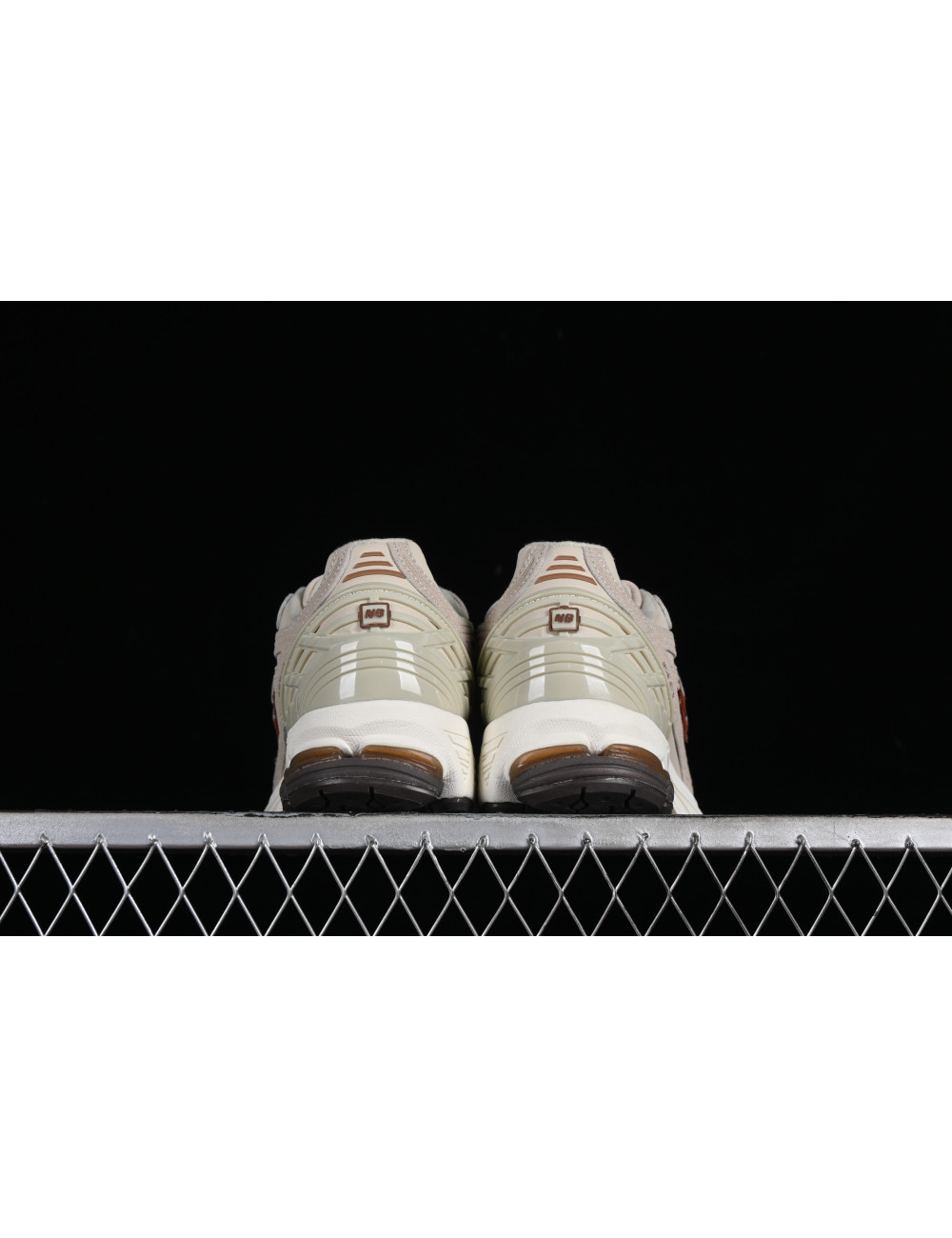 DT New Balance 1906 M1906RFT