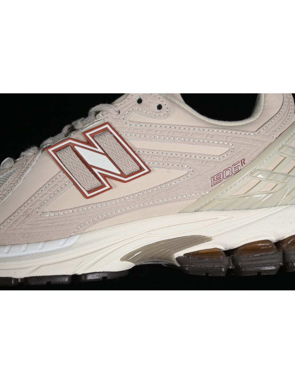 DT New Balance 1906 M1906RFT