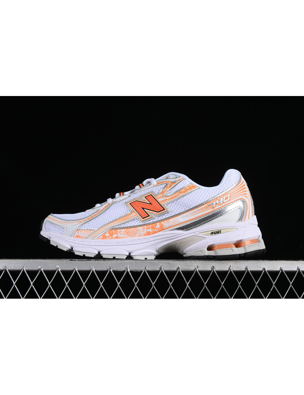 New Balance 740 MR740SE