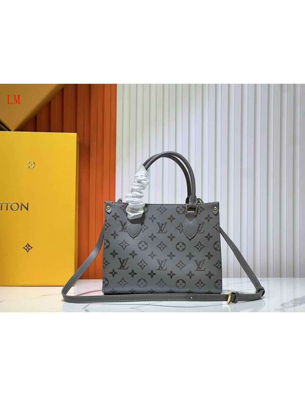 Louıs vuitton 251911118002