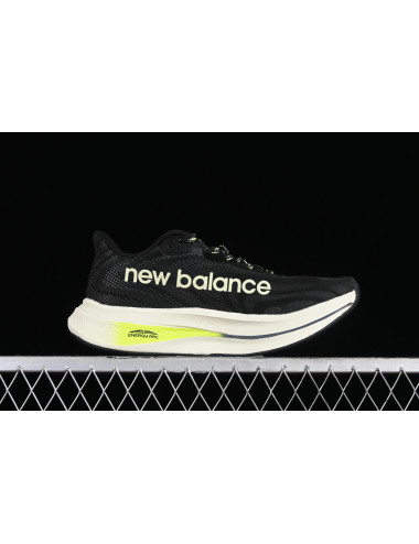 N Stone Island x New Balance FuelCell MRCXBK3